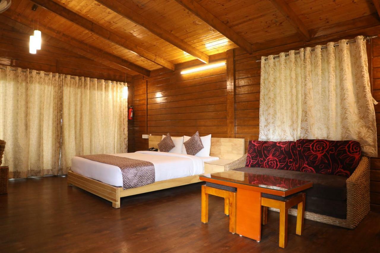 Sunnys World Hotel Pune Exterior foto